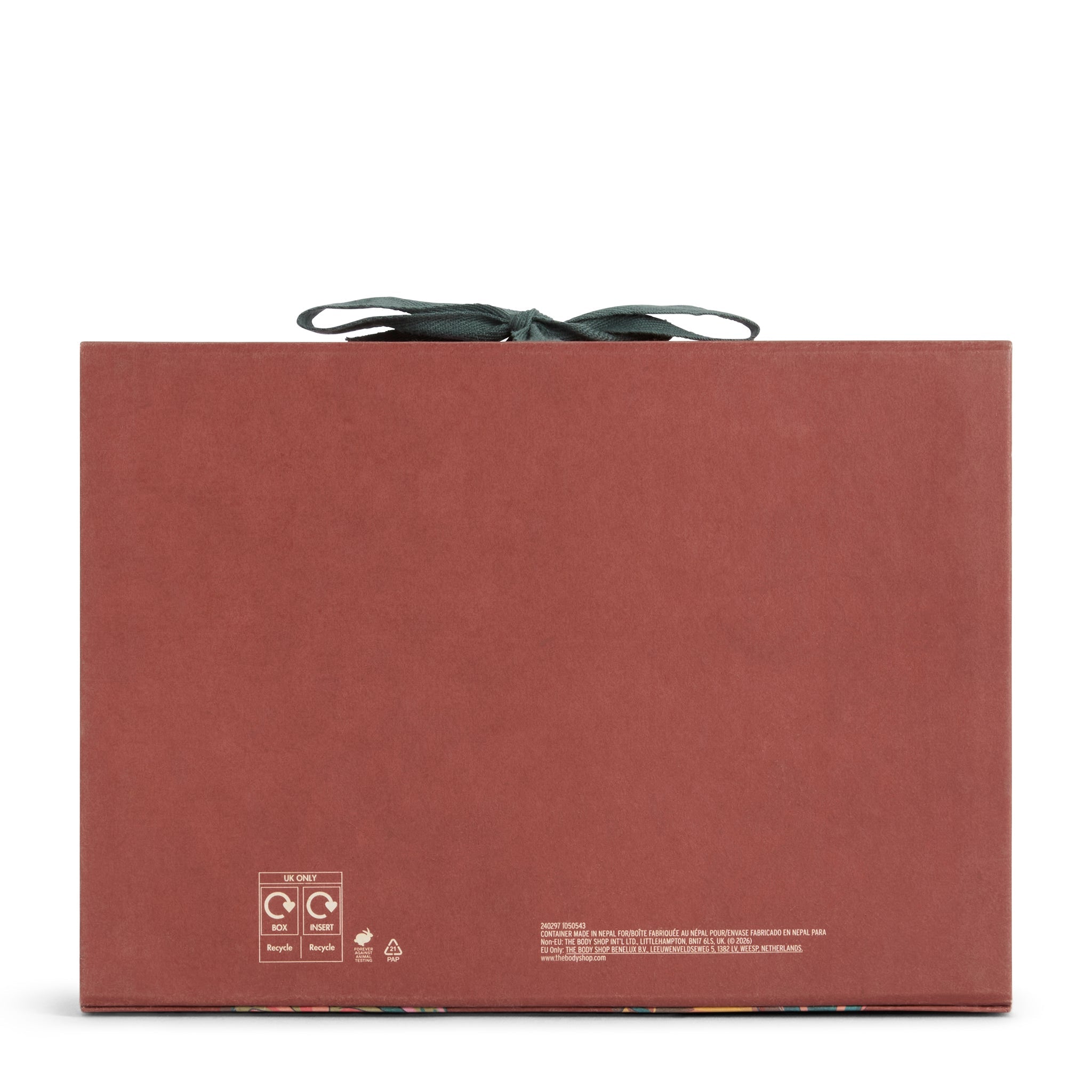 Gingerbread Essentials back view – The Body Shop