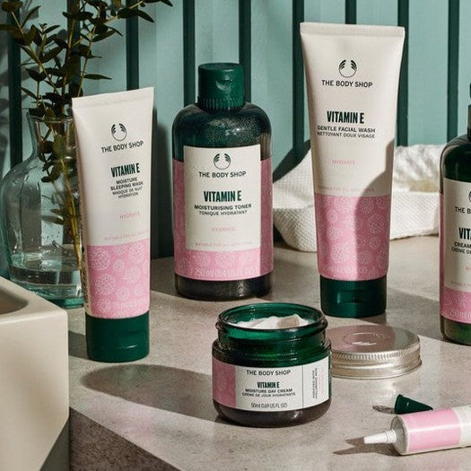 The Body Shop Vitamin E Moisturising Toner